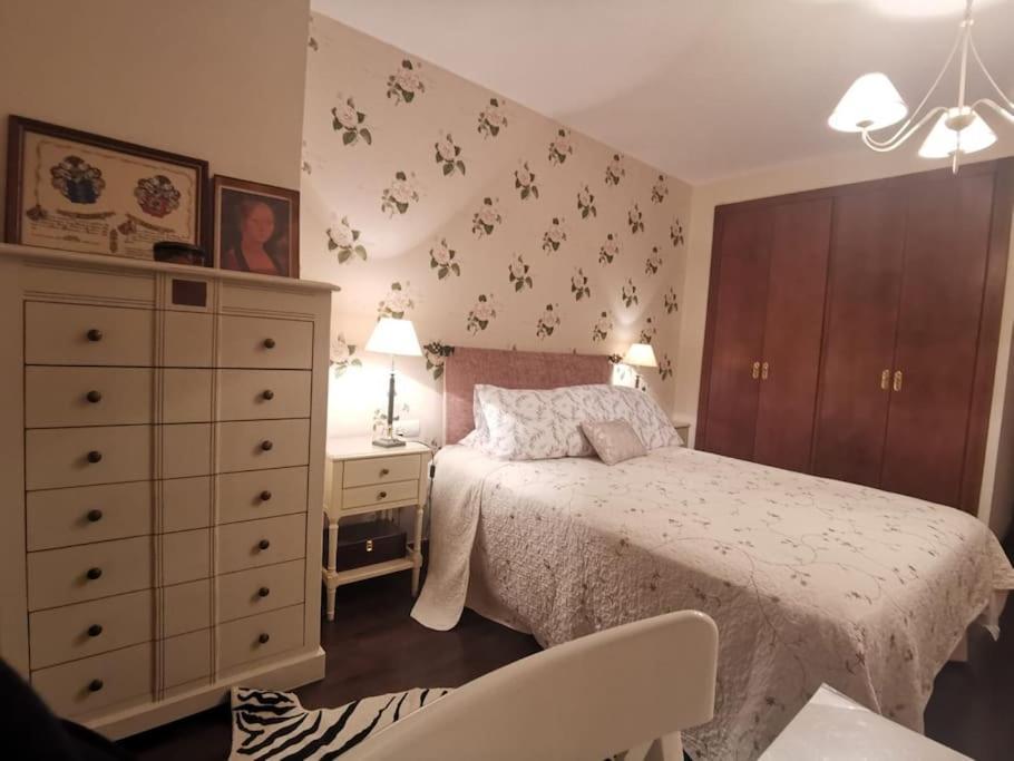 Estancia Con Jardin Entre Golf Y Monte - Cerca Logrono Sojuela Exterior foto